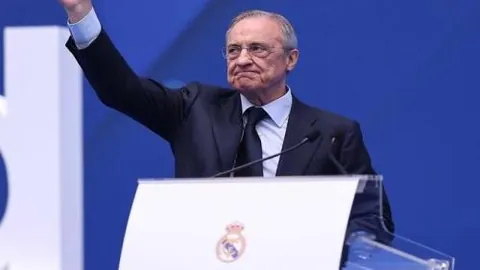 拜仁凯恩帽子戏法，荷尔斯泰因基尔惨遭拜仁大胜