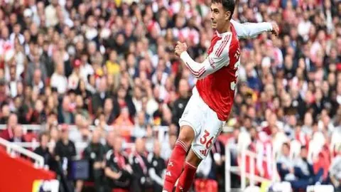 孙颖莎：再踏新征途，追梦不止